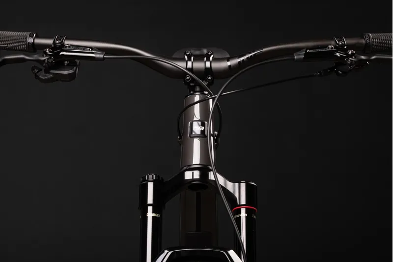 2027 Santa Cruz Tallboy CC XT Di2 - Gloss Carbon-2