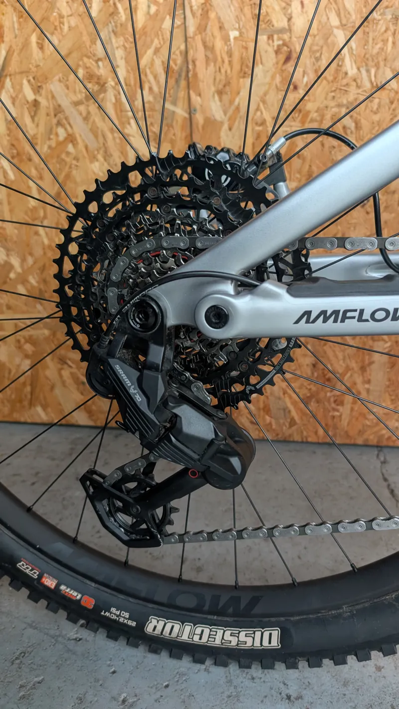 Ex-Demo Amflow PL Carbon 800WH - Medium-6