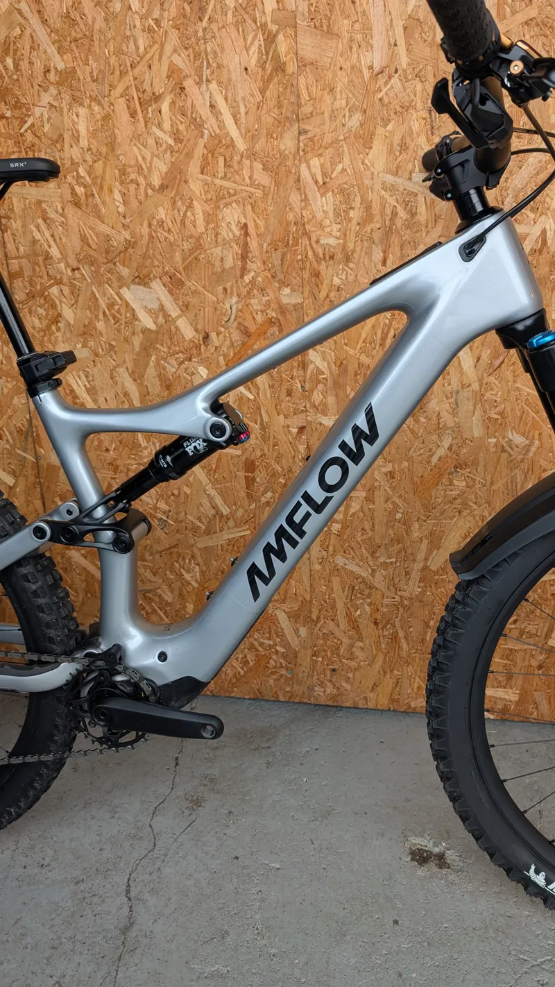 Ex-Demo Amflow PL Carbon 800WH - Large-2