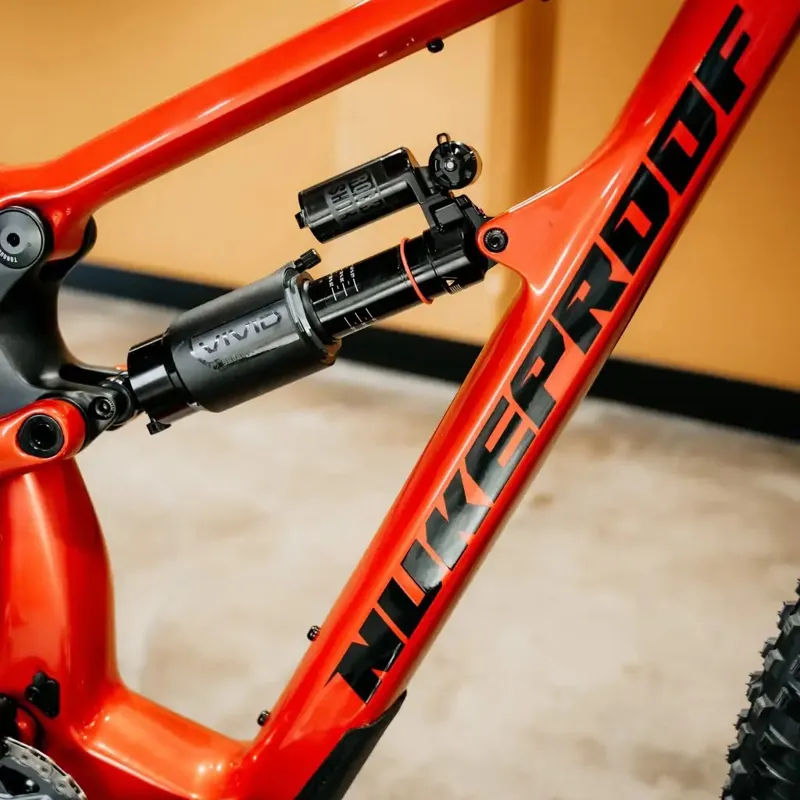 Nukeproof Mega Carbon Pro-2