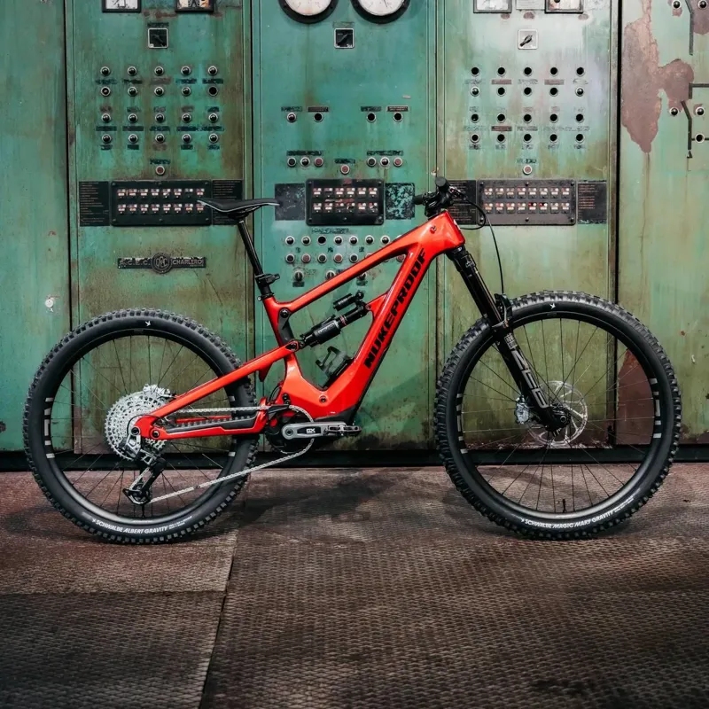Nukeproof Megawatt Carbon Pro Mullet-1