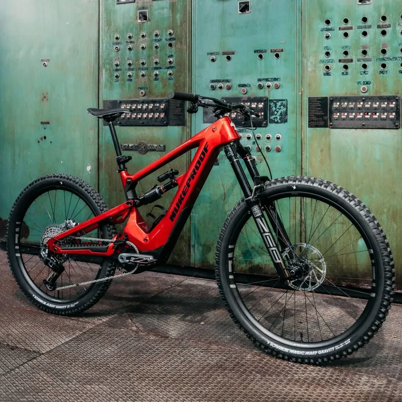 Nukeproof Megawatt Carbon Pro Mullet-6