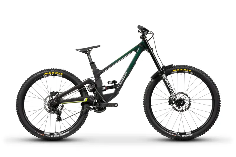 Forbidden Supernought 1 - Bri'ish Racing Green