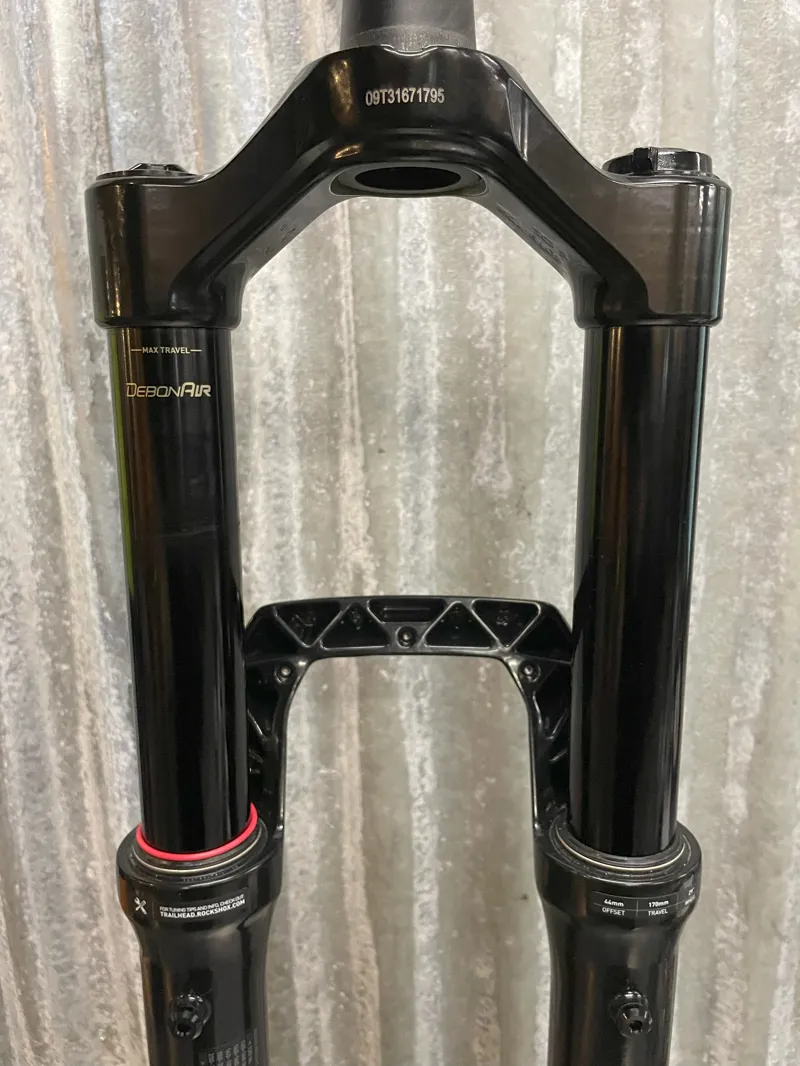 OEM RockShox Zeb Base Rush RC 170mm 29 44Offset