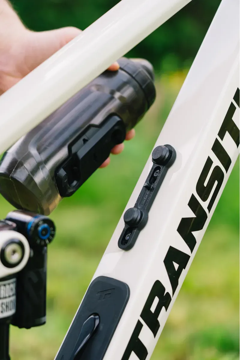 2025 Transition Sentinel Carbon XT - White-3